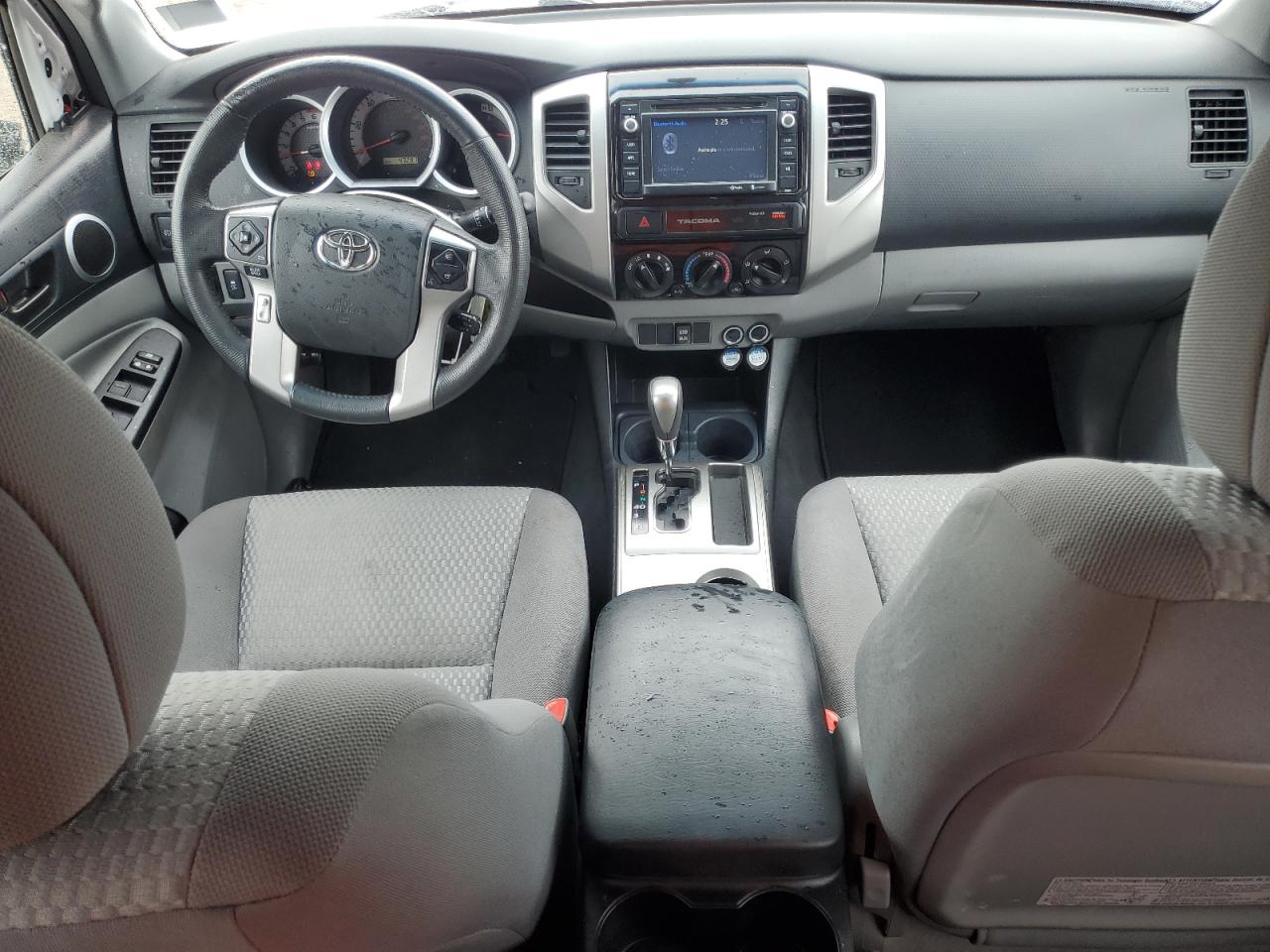 2015 Toyota Tacoma - Image 8