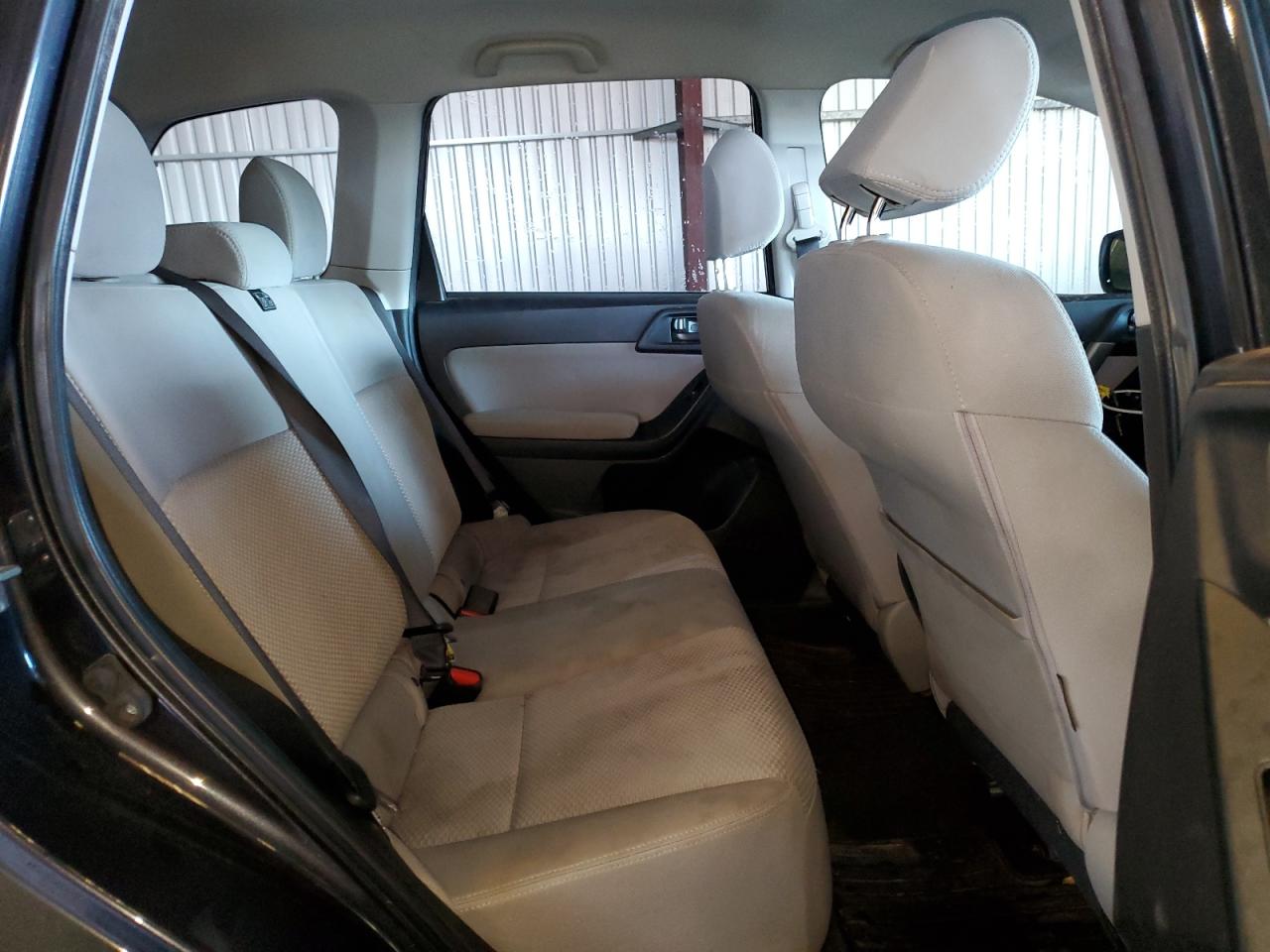 2015 Subaru Forester - Image 11