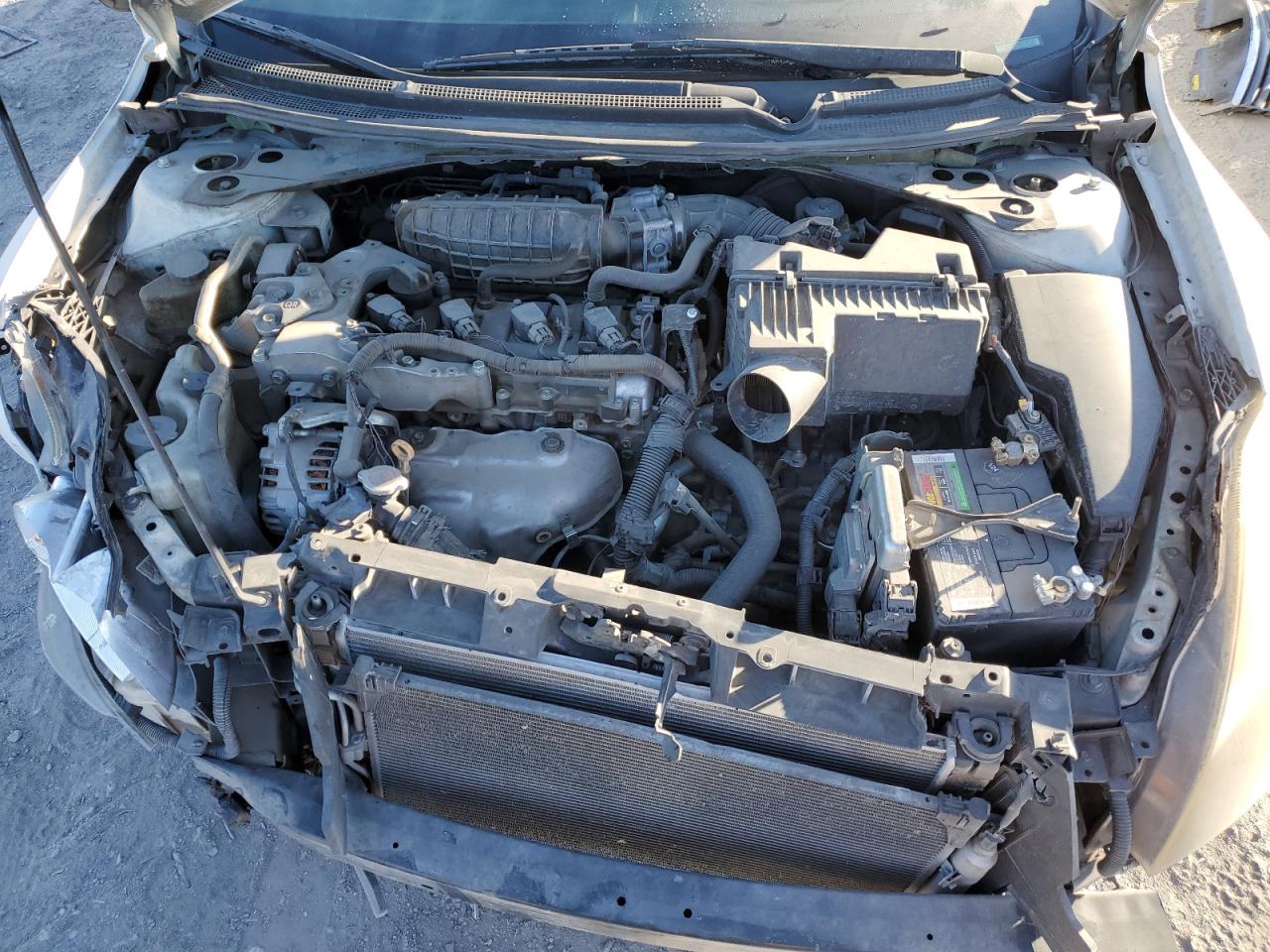 2009 Nissan Altima - Image 13