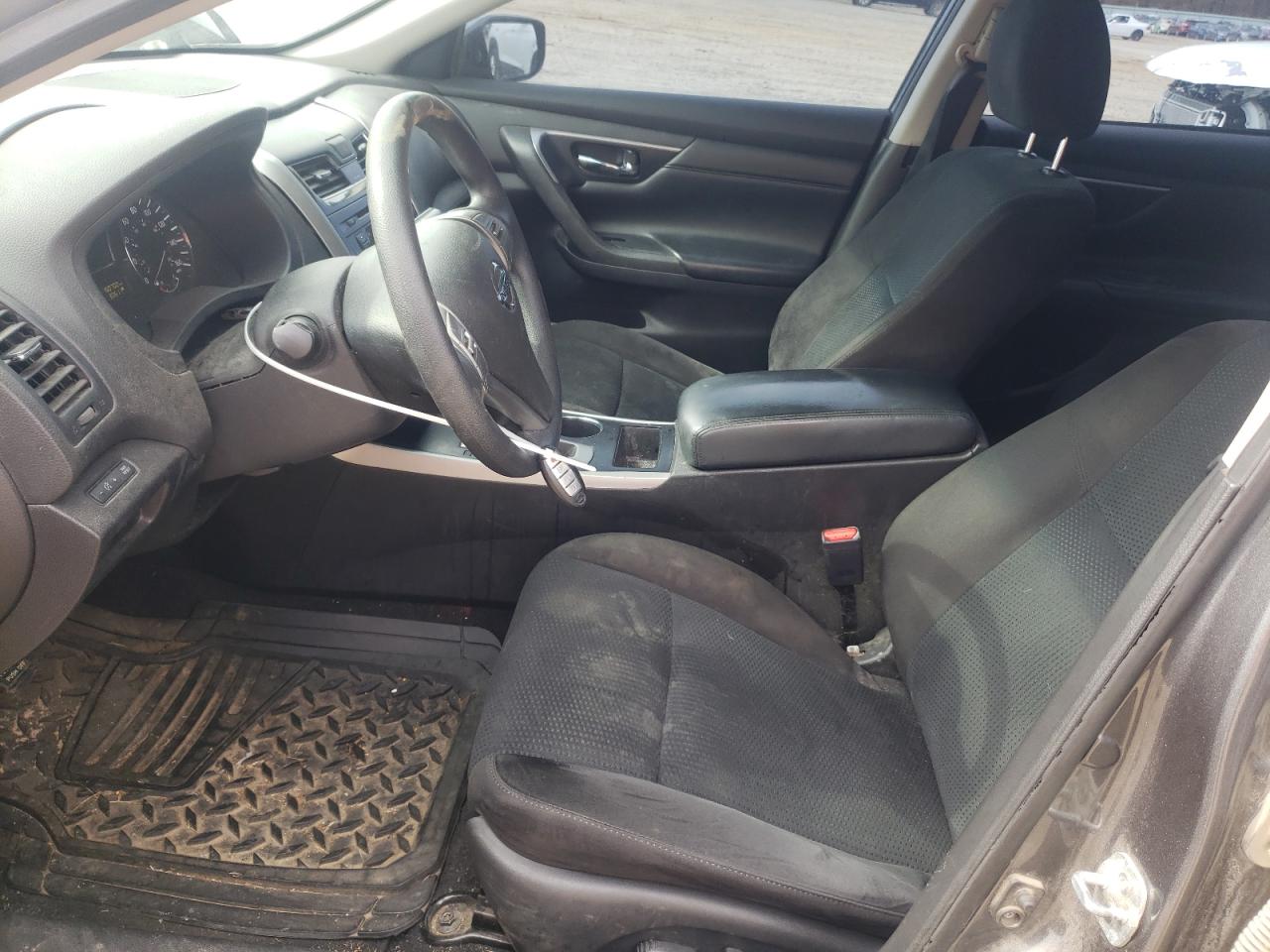 2015 Nissan Altima - Image 7