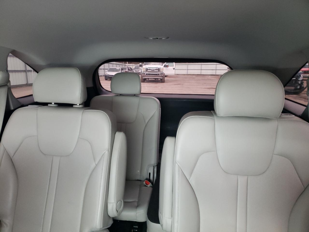 2021 Kia Sorento - Image 10