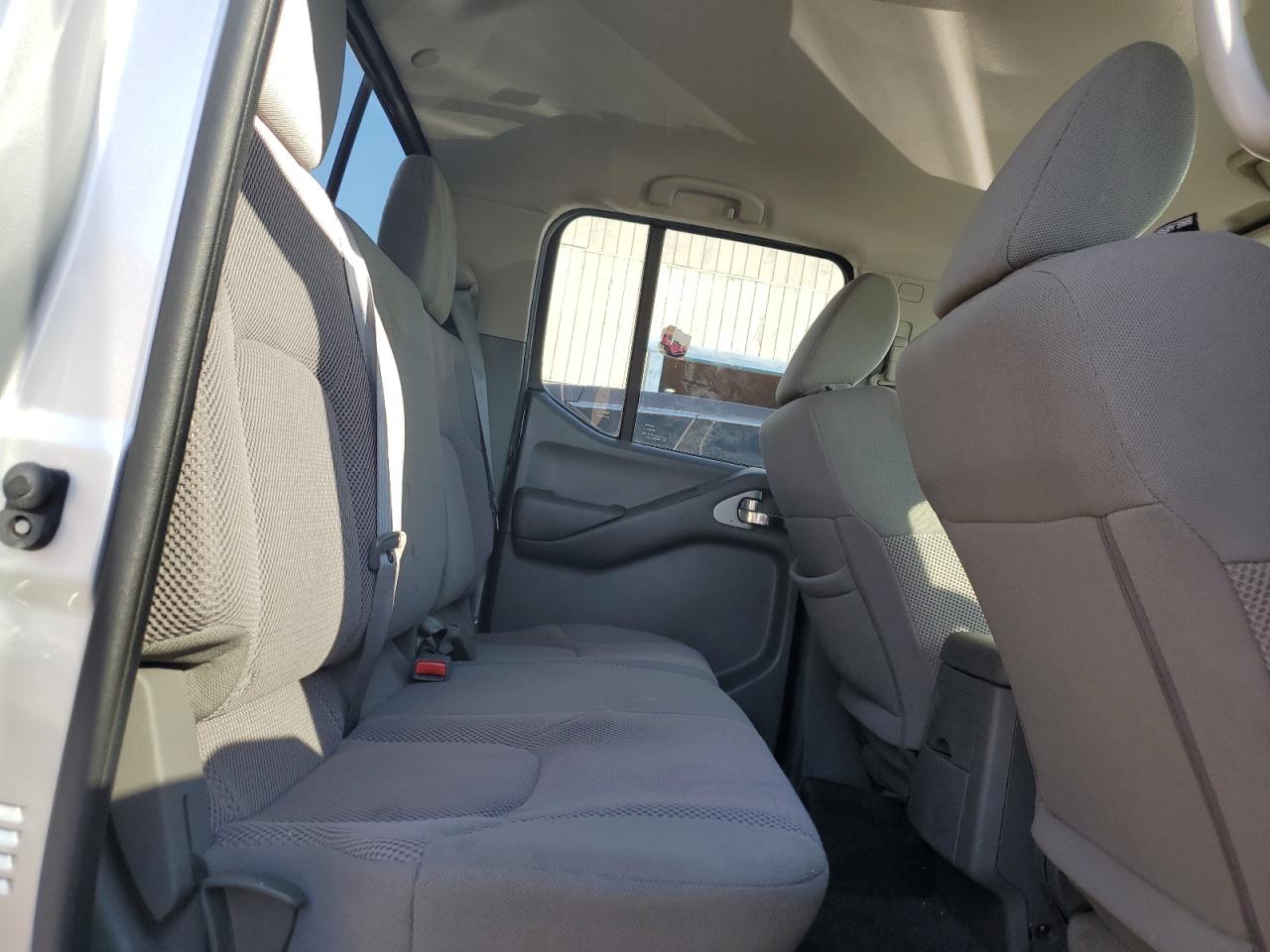 2019 Nissan Navara (Frontier) - Image 10