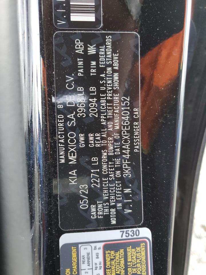 2023 Kia Forte - Image 12