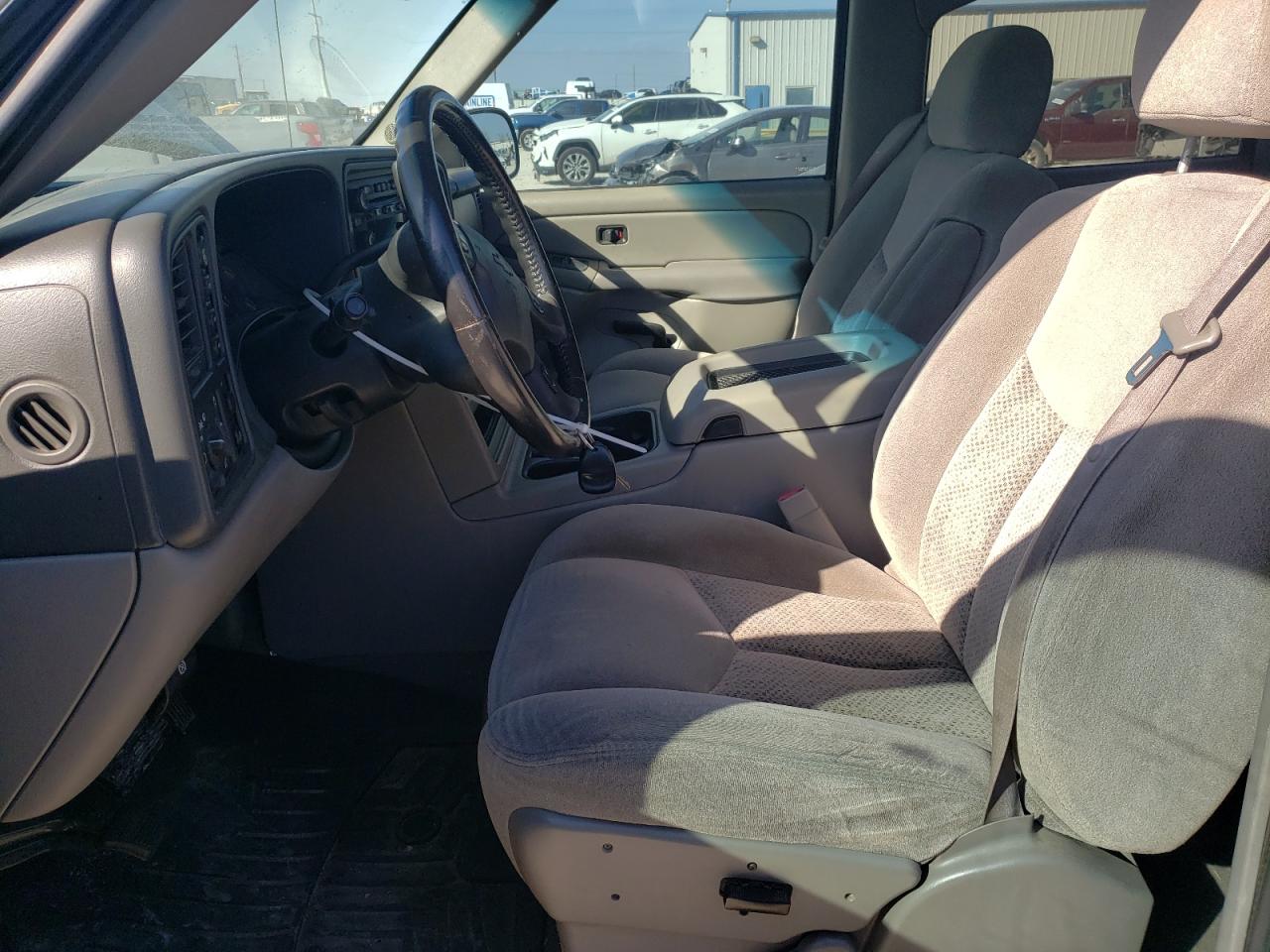 2005 Chevrolet Avalanche - Image 7