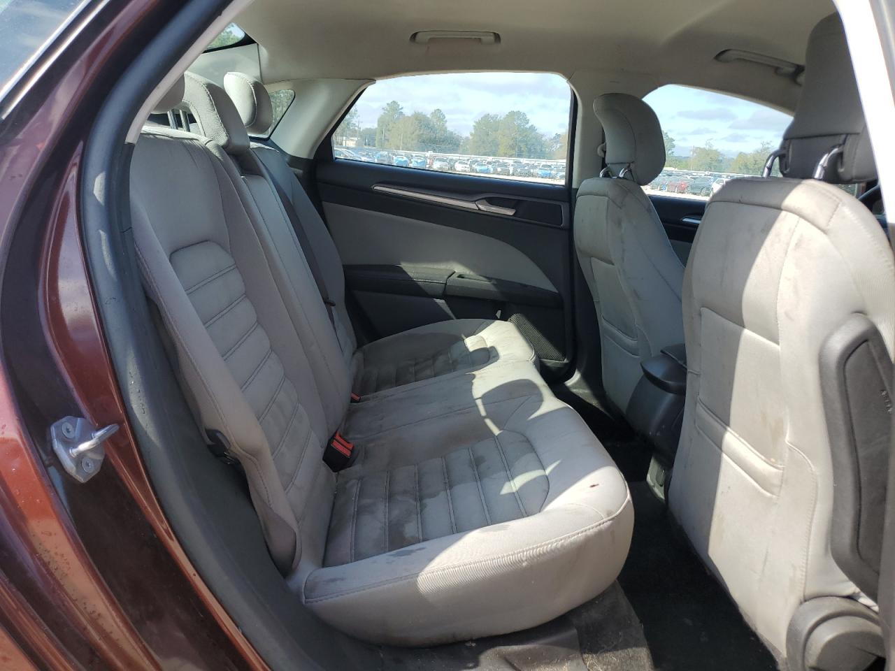 2015 Ford Fusion - Image 10