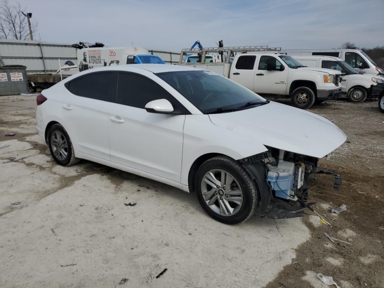 2020 Hyundai Elantra - Image 4