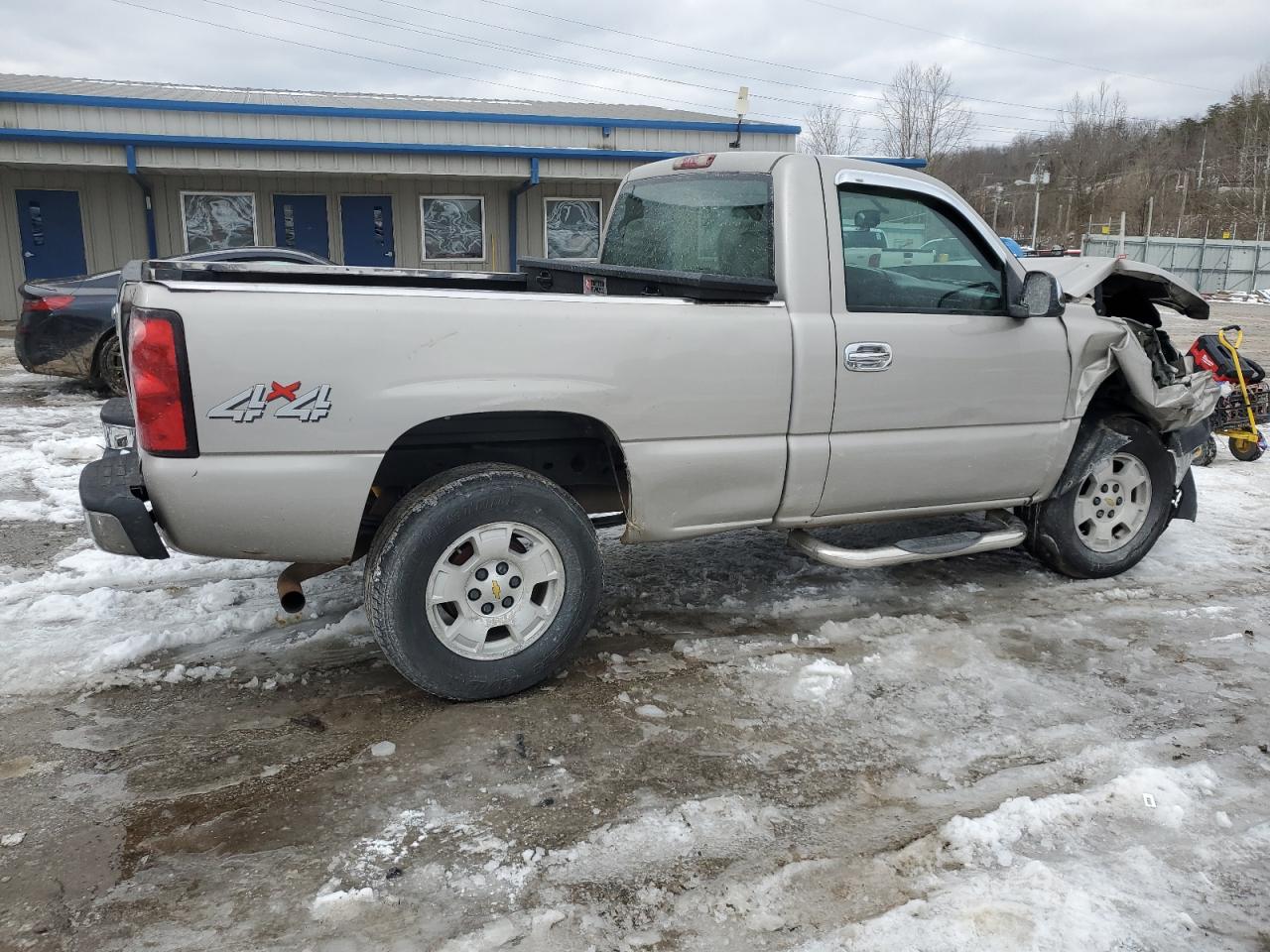 2006 Chevrolet Silverado - Image 3