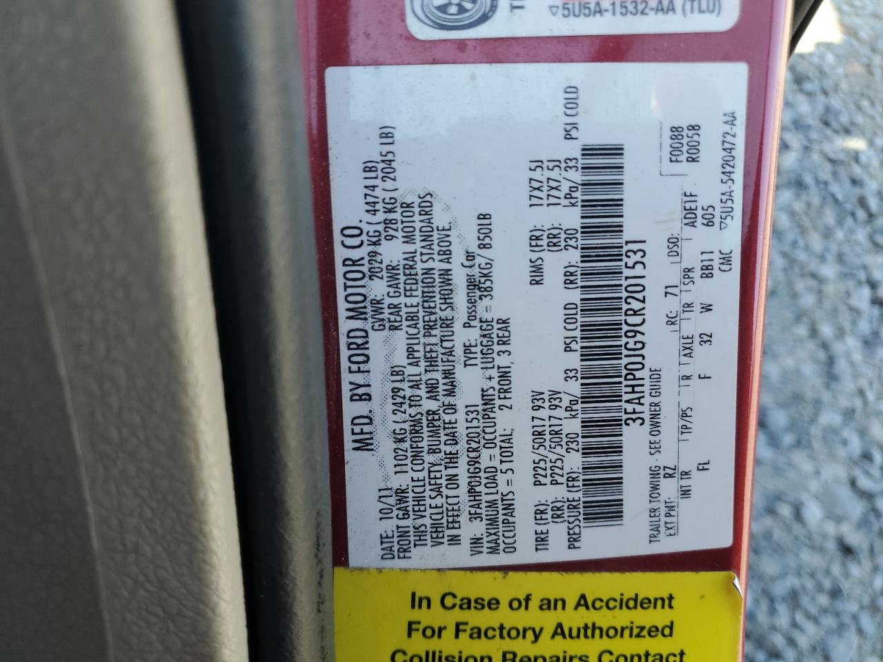 2012 Ford Fusion - Image 12