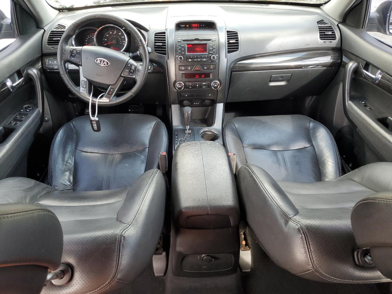 2011 Kia Sorento - Image 8