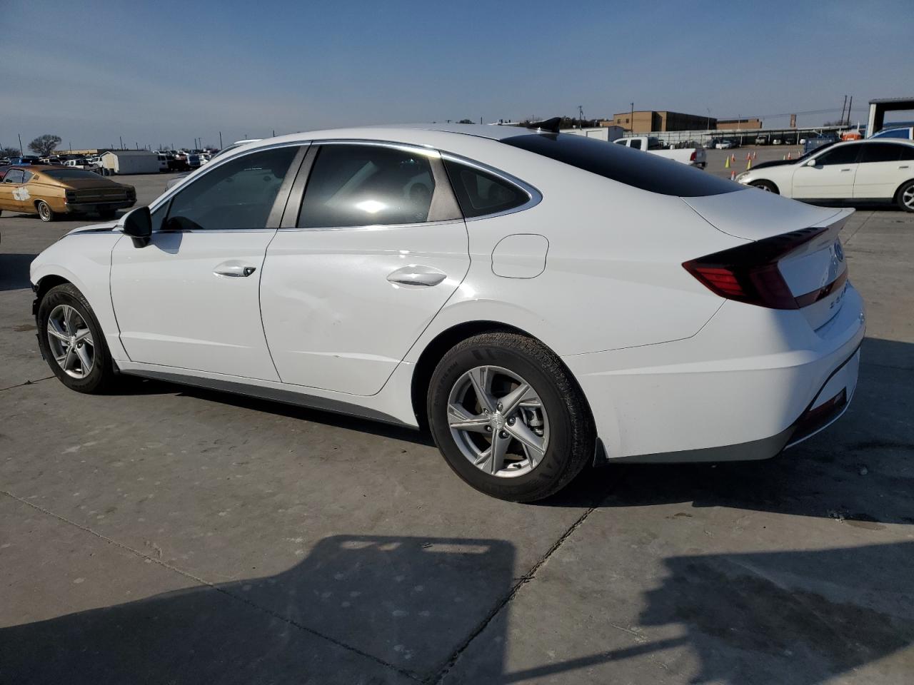 2023 Hyundai Sonata - Image 2