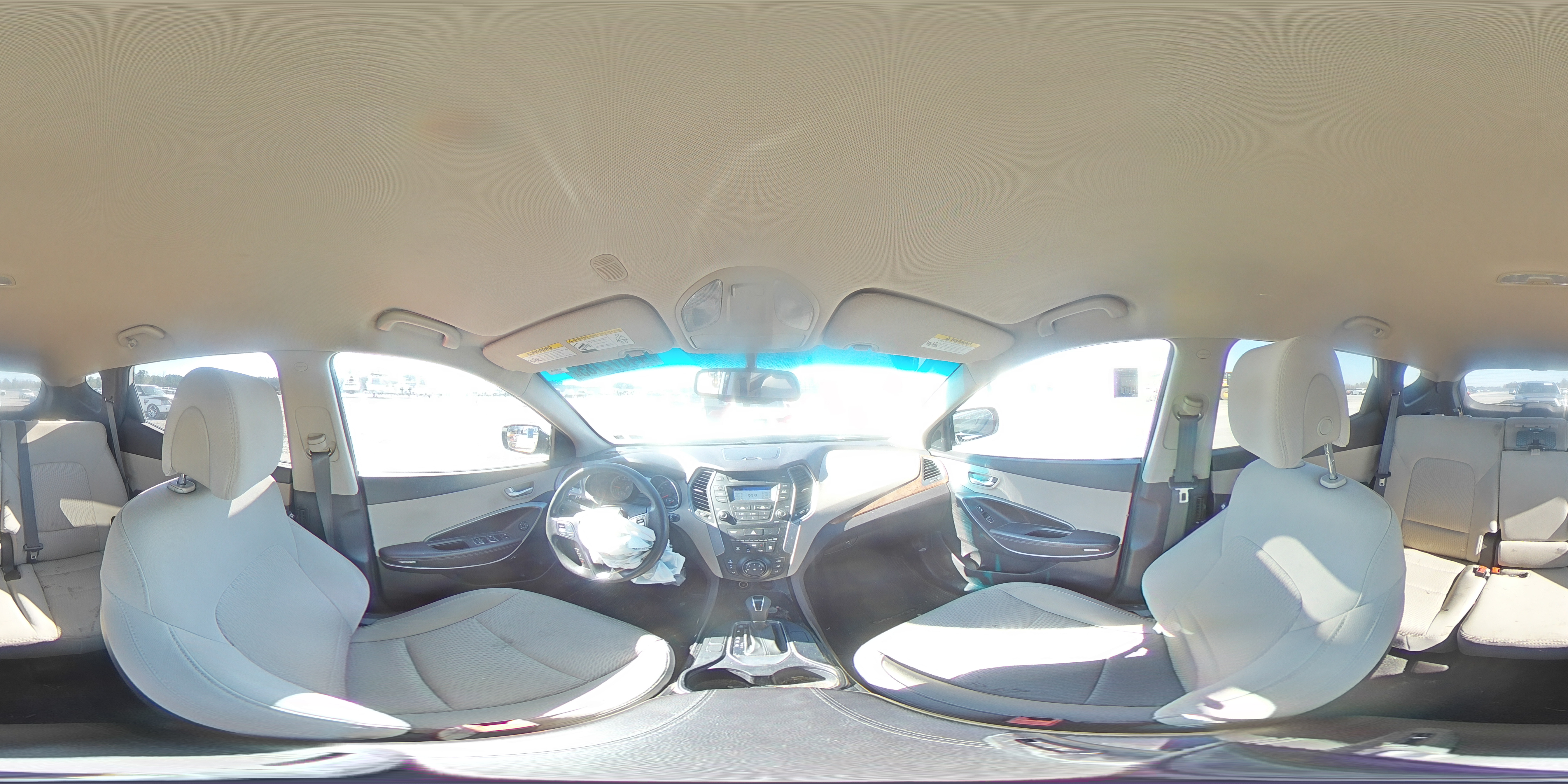 2013 Hyundai Santa Fe - Image 13