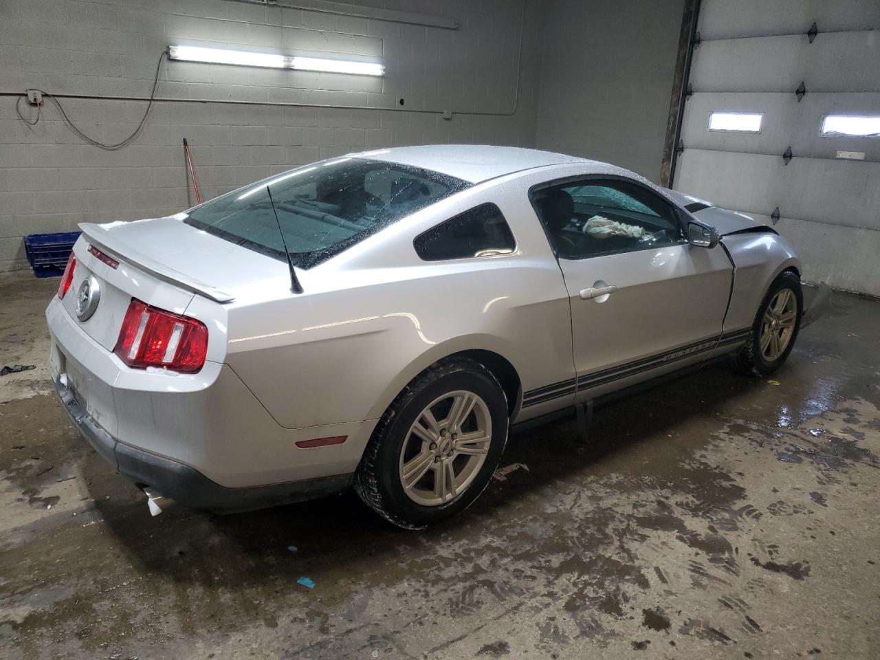 2012 Ford Mustang - Image 3