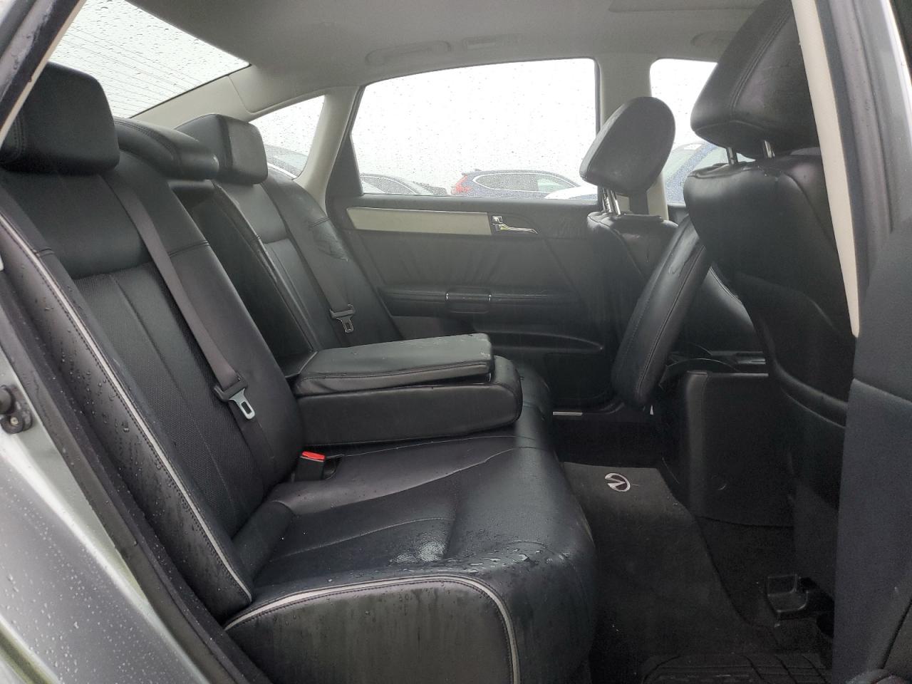 2006 Infiniti M - Image 10