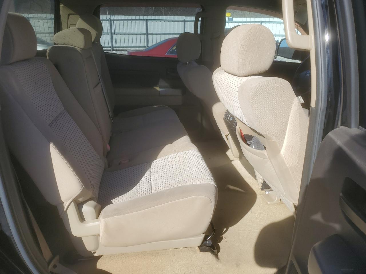 2010 Toyota Tundra - Image 10
