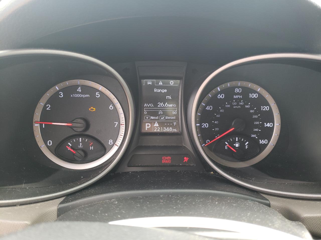2013 Hyundai Santa Fe - Image 9