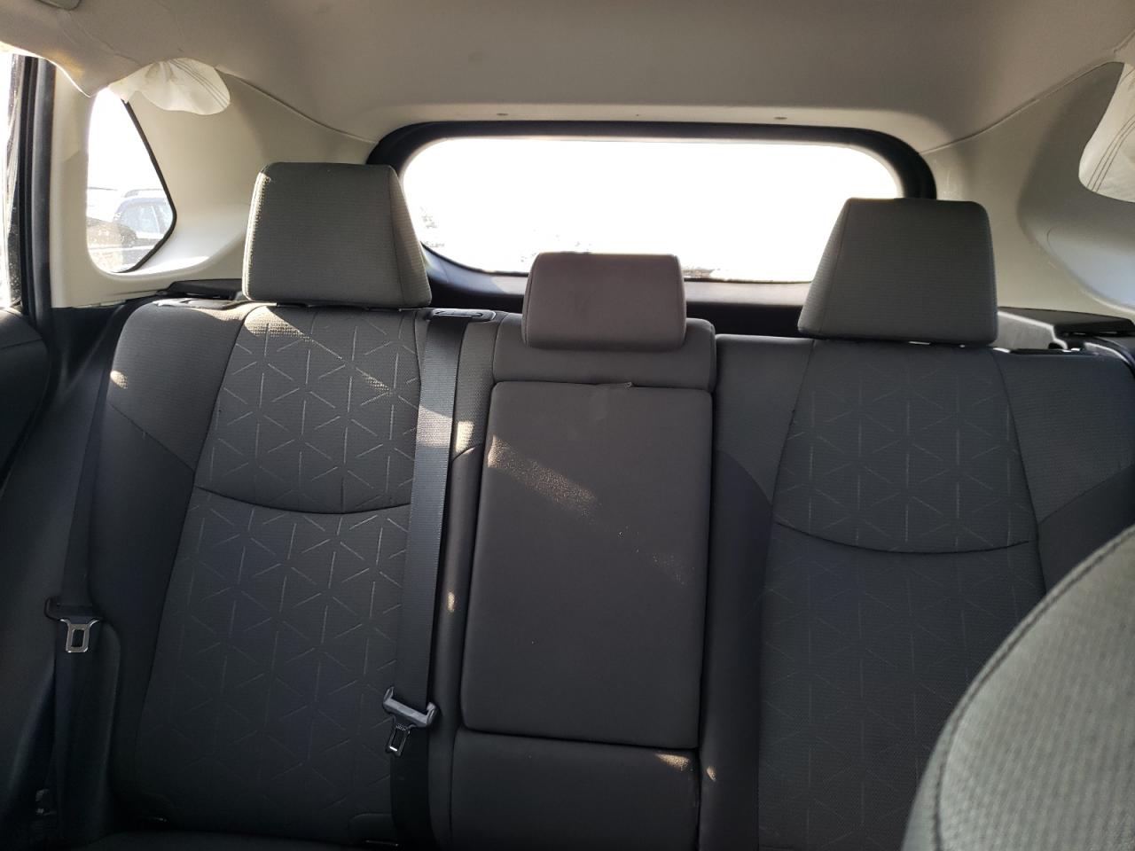 2022 Toyota RAV 4 - Image 10
