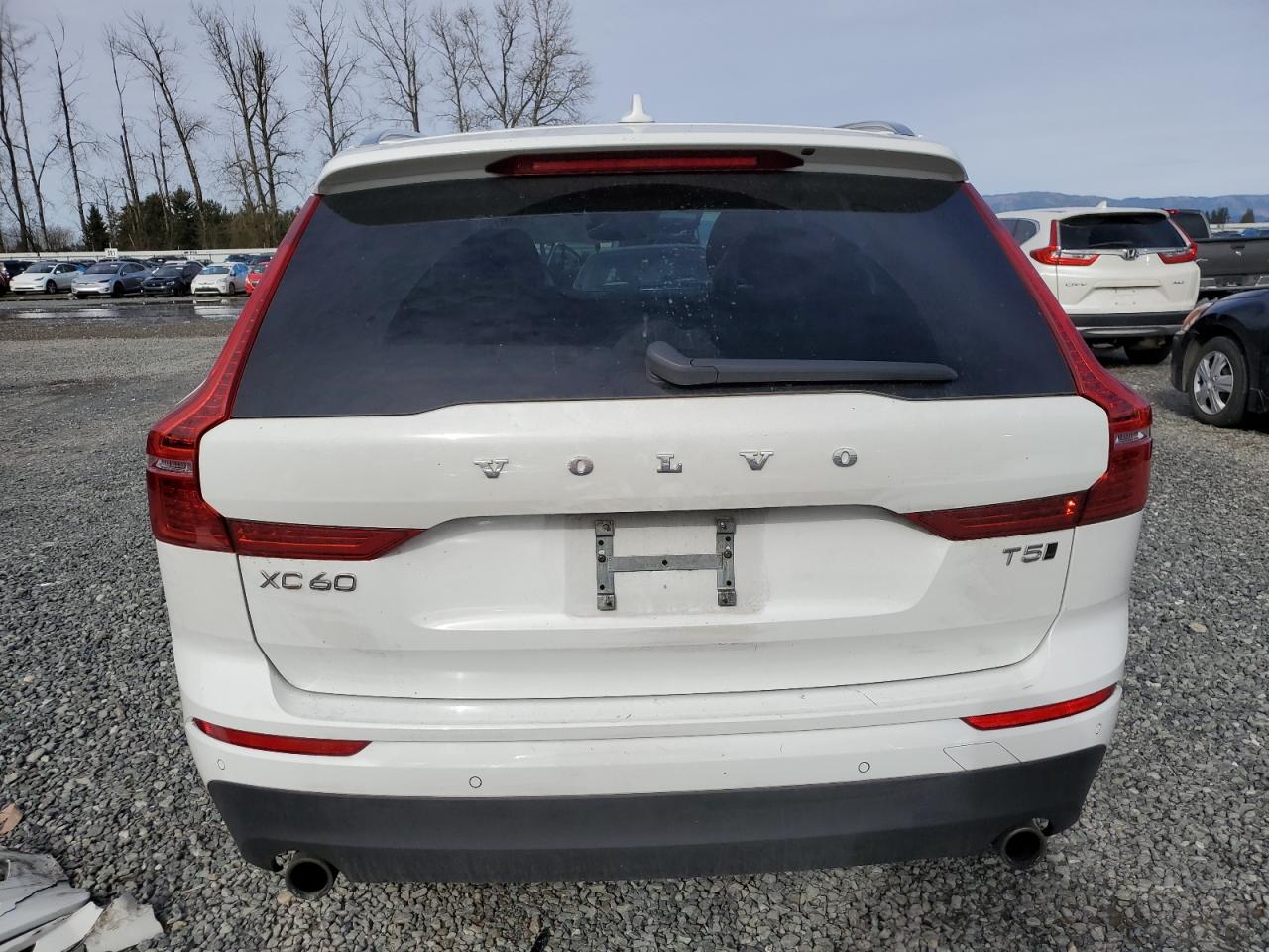 2020 Volvo XC60 - Image 6