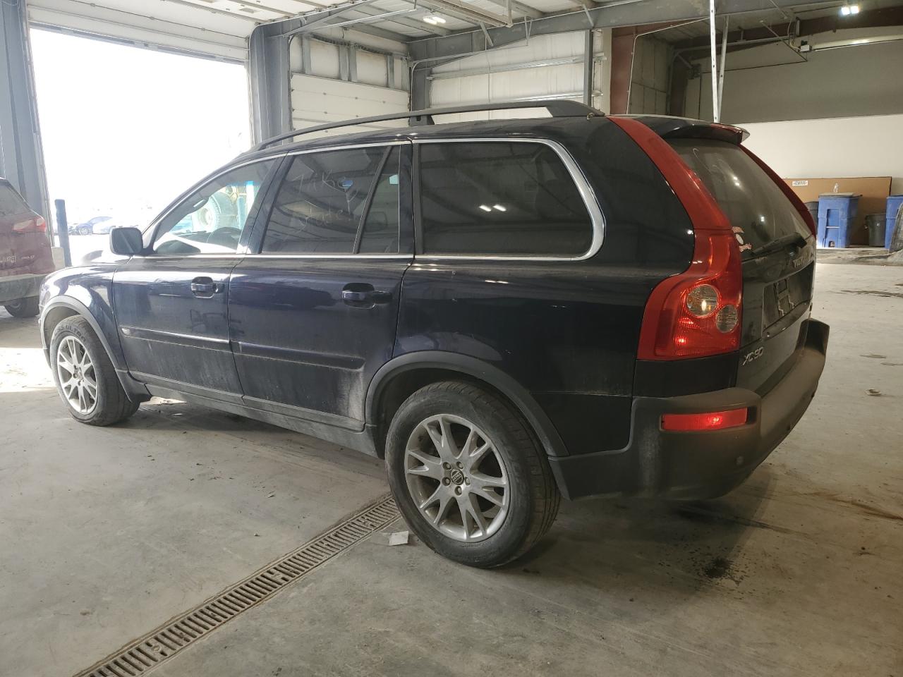 2006 Volvo XC90 - Image 2