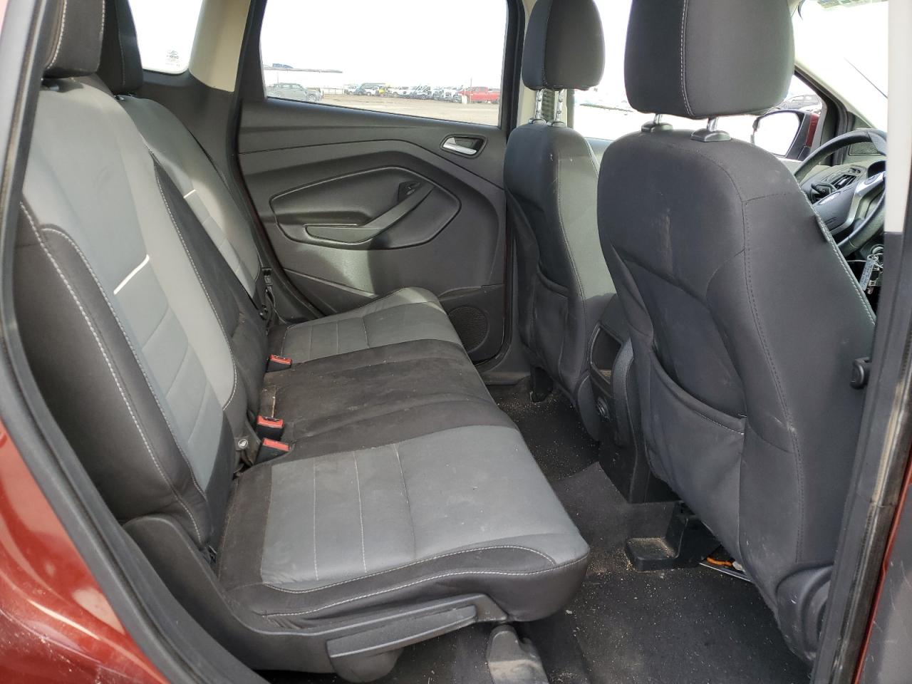 2015 Ford Escape - Image 11
