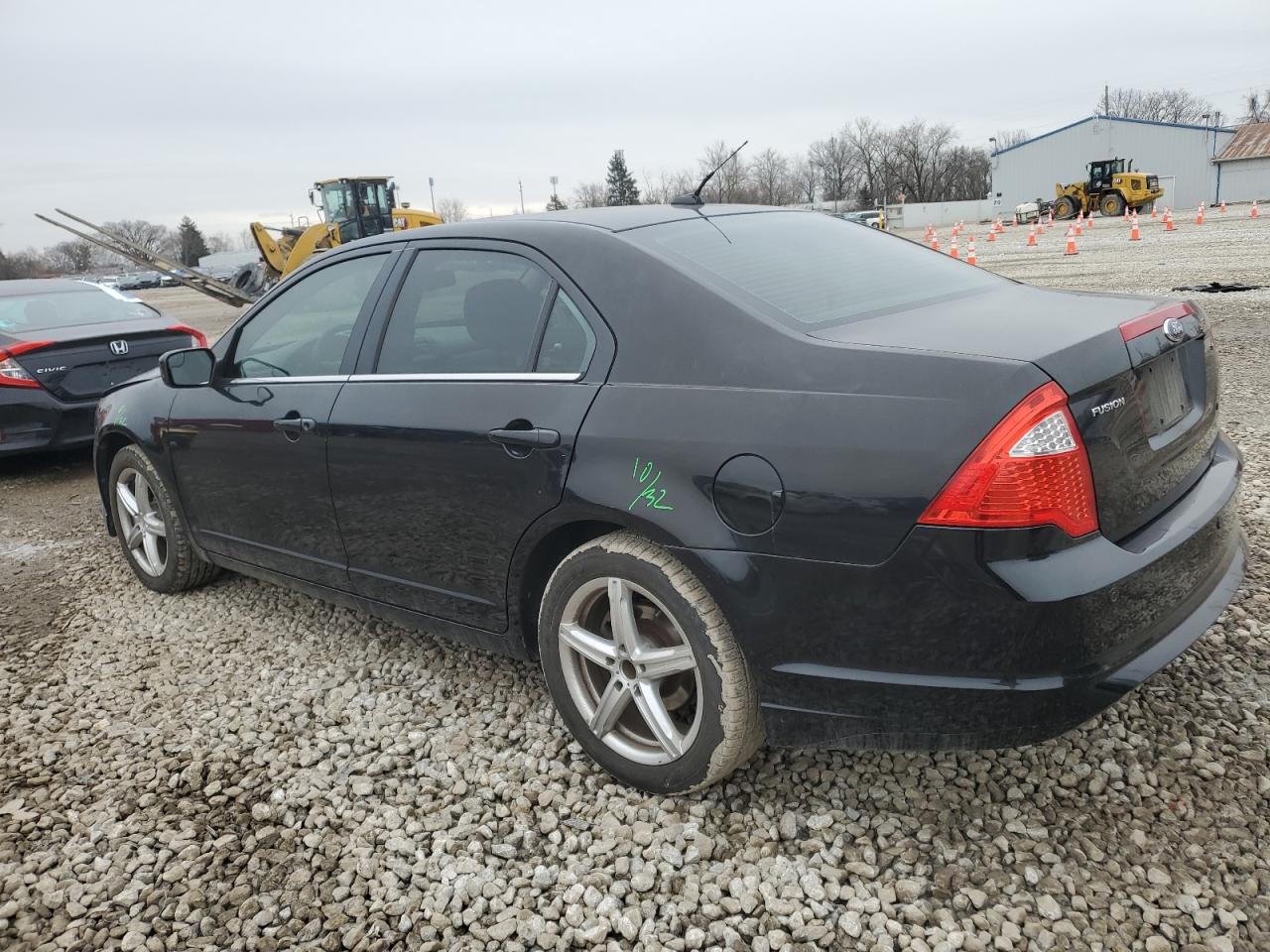 2011 Ford Fusion - Image 2