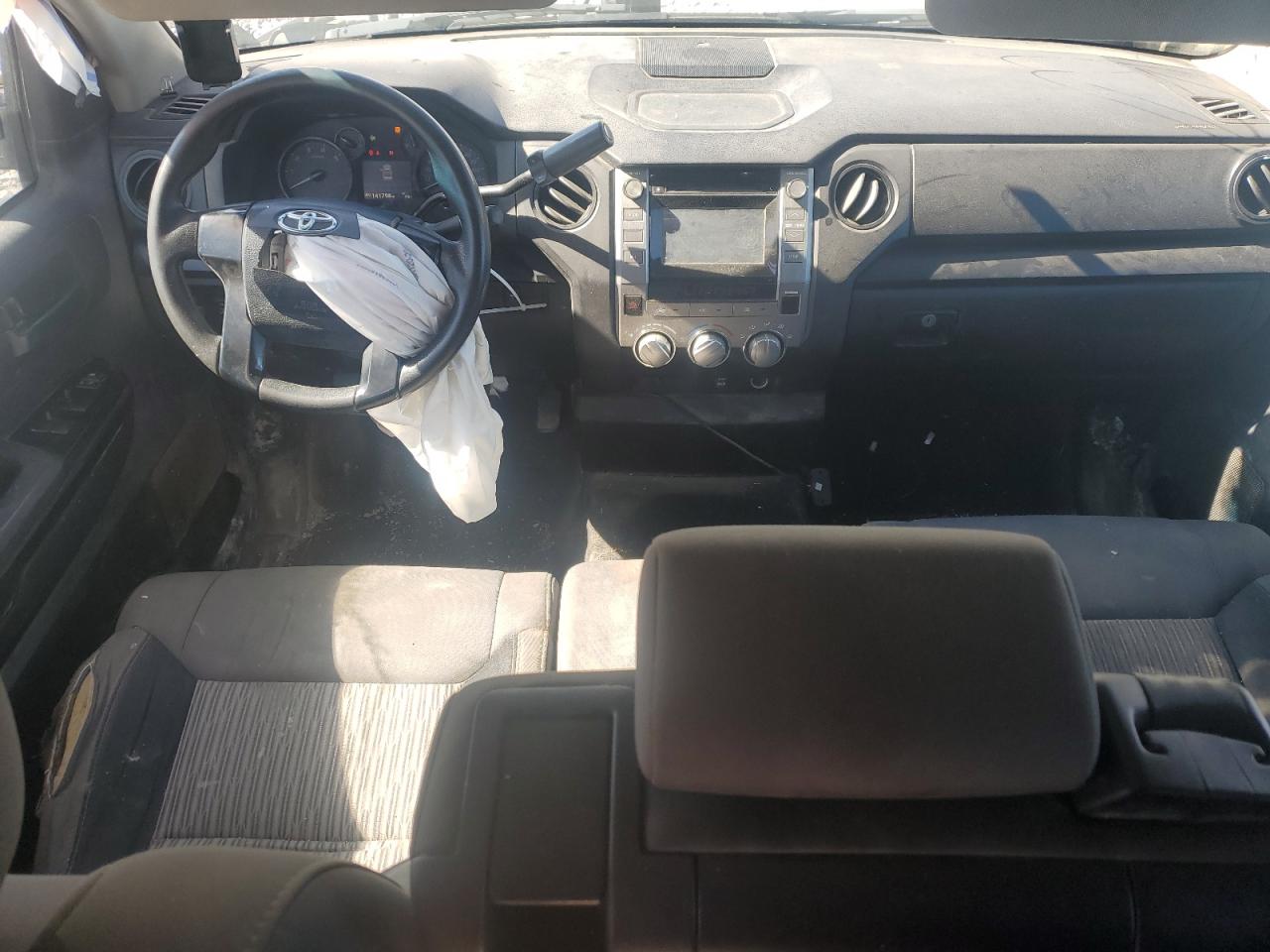 2016 Toyota Tundra - Image 8