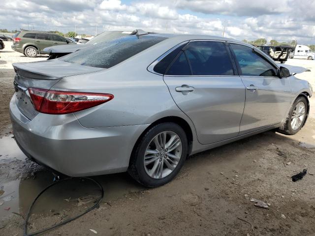  TOYOTA CAMRY 2015 Silver