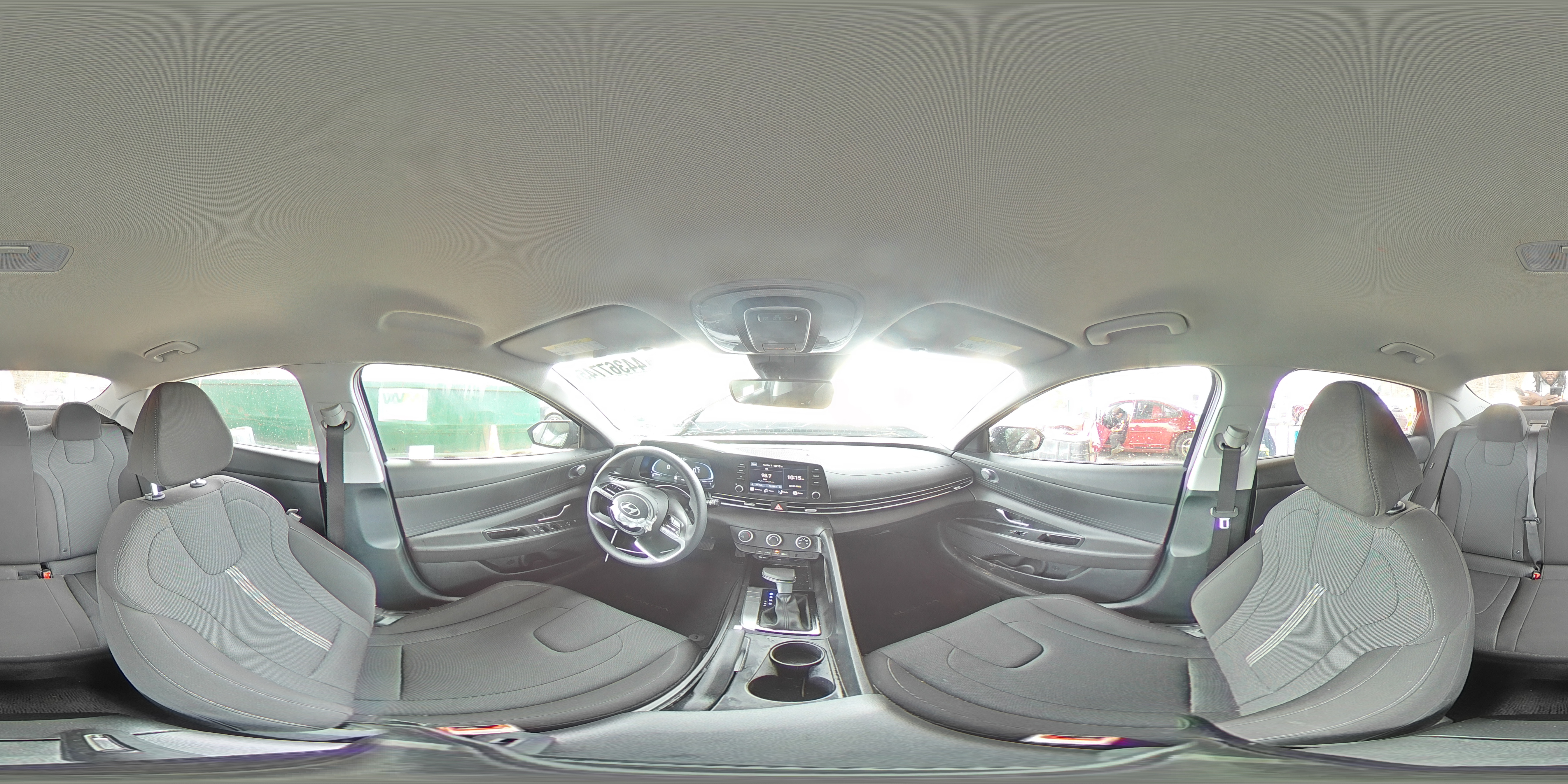 2024 Hyundai Elantra - Image 13