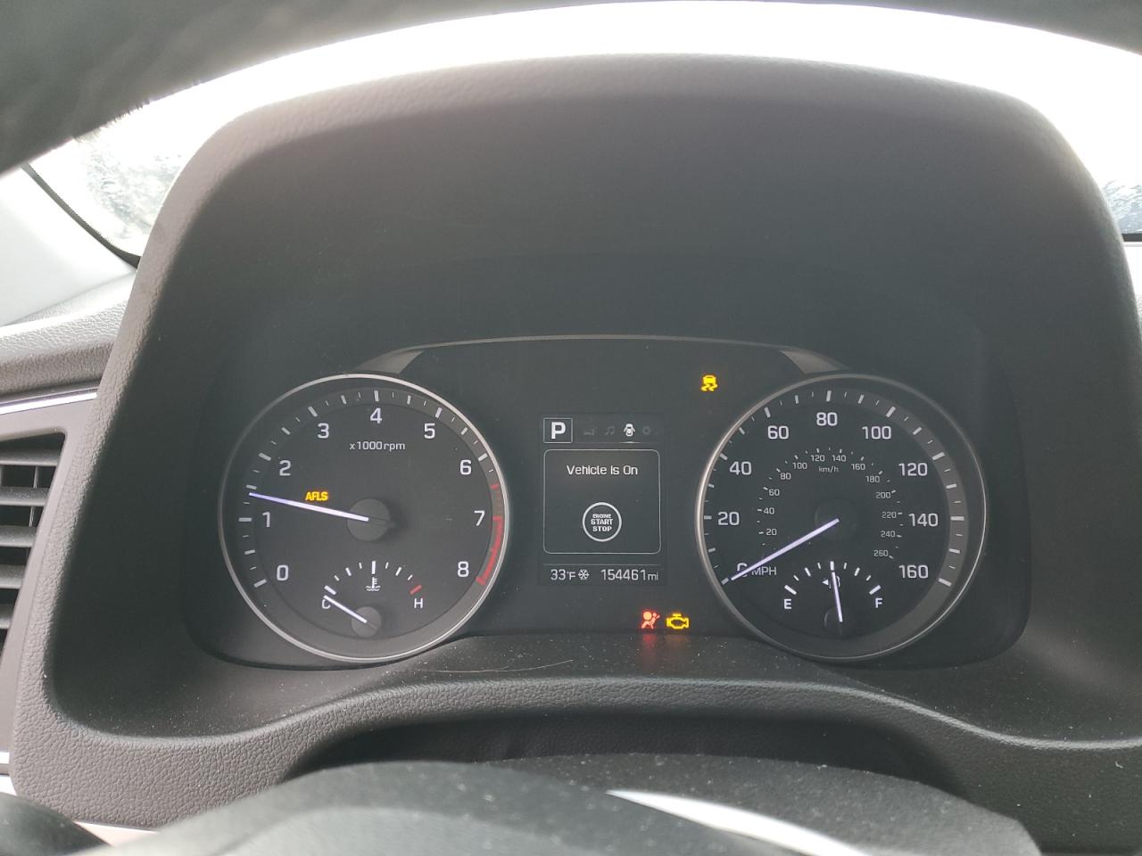2017 Hyundai Elantra - Image 9
