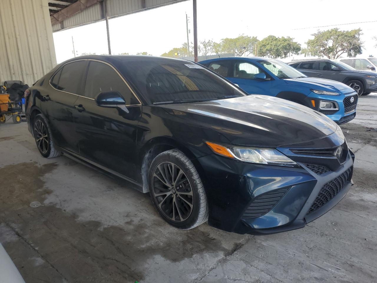 2019 Toyota Camry - Image 4