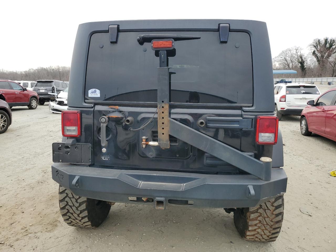 2014 Jeep Wrangler - Image 6