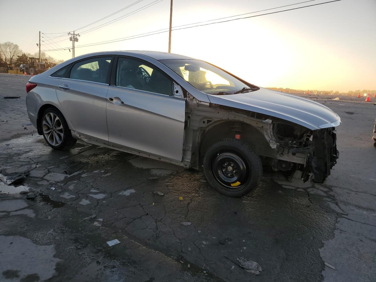 2013 Hyundai Sonata - Image 4