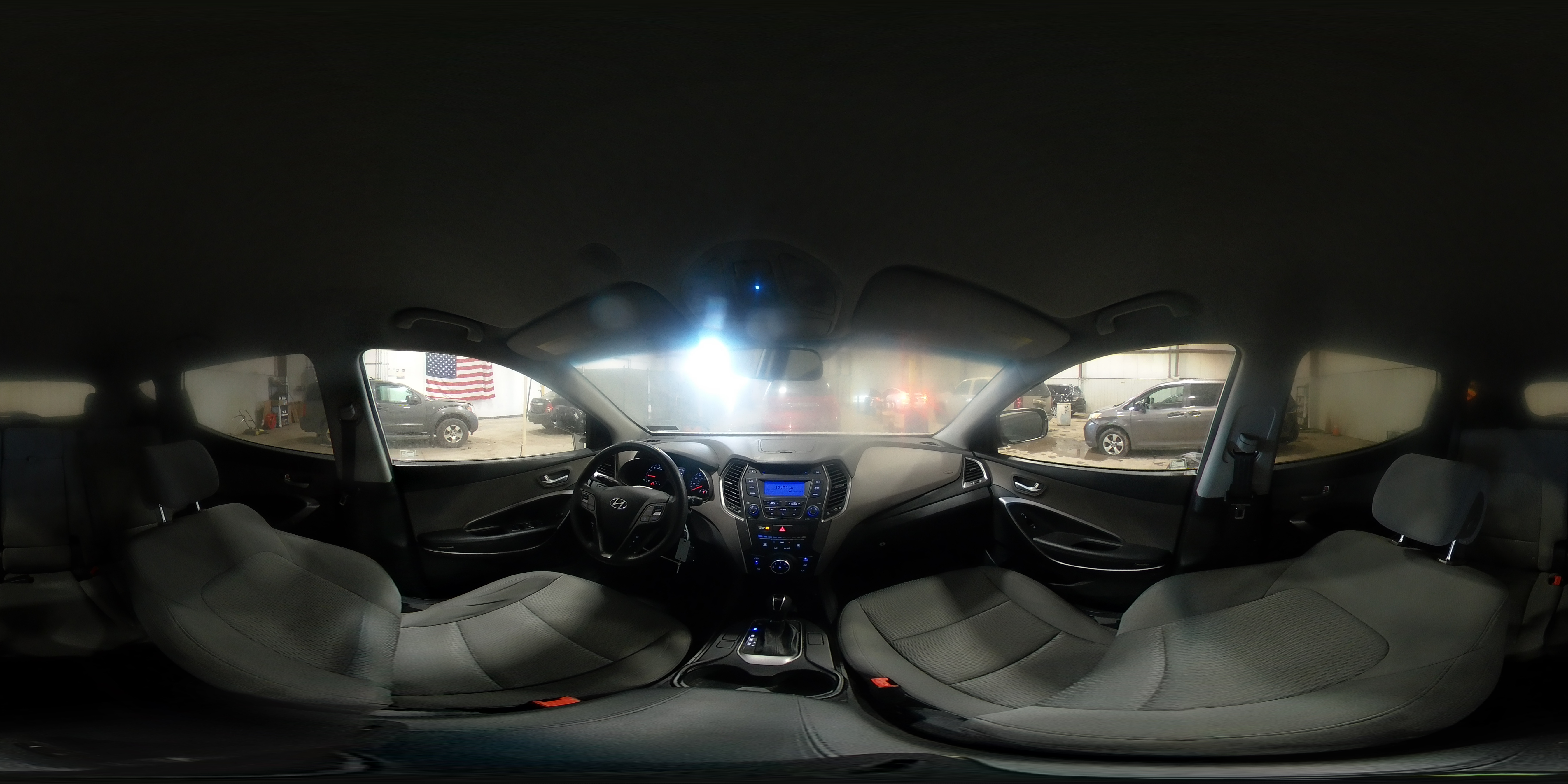 2015 Hyundai Santa Fe - Image 15