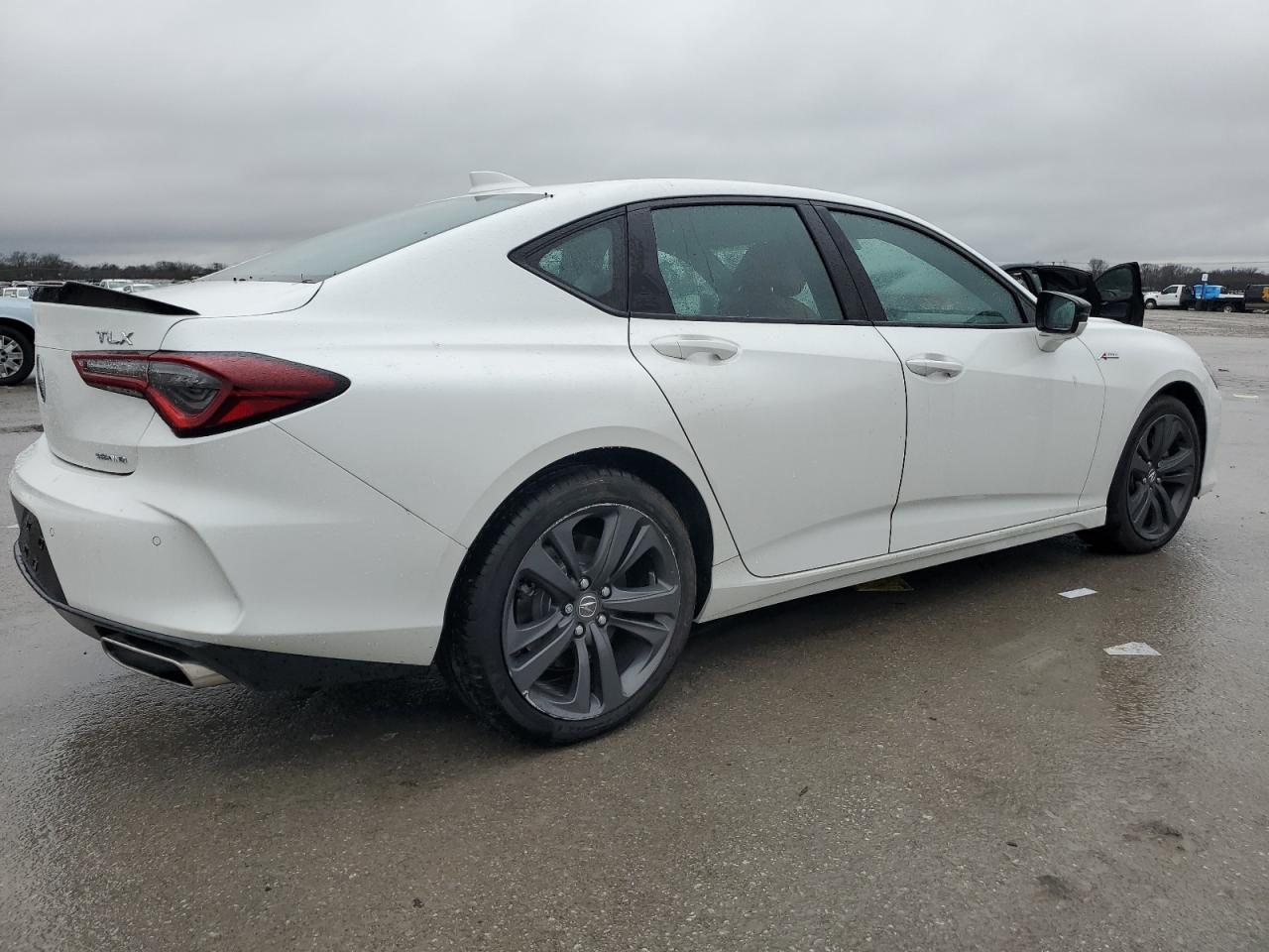 2023 Acura TLX - Image 3
