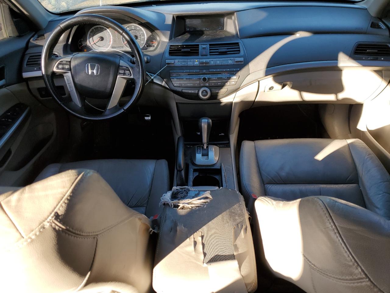 2010 Honda Accord - Image 8