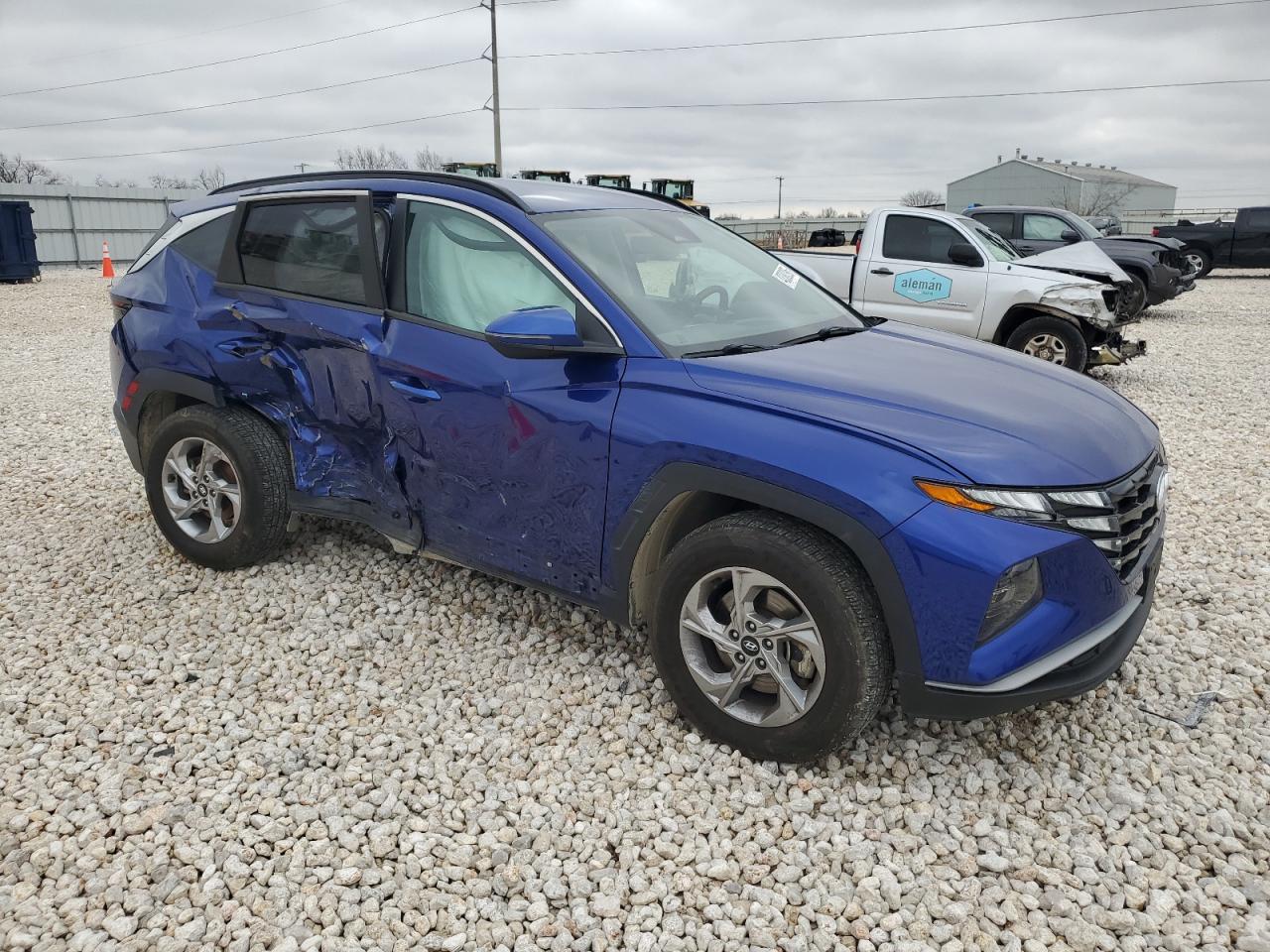 2022 Hyundai Tucson - Image 4