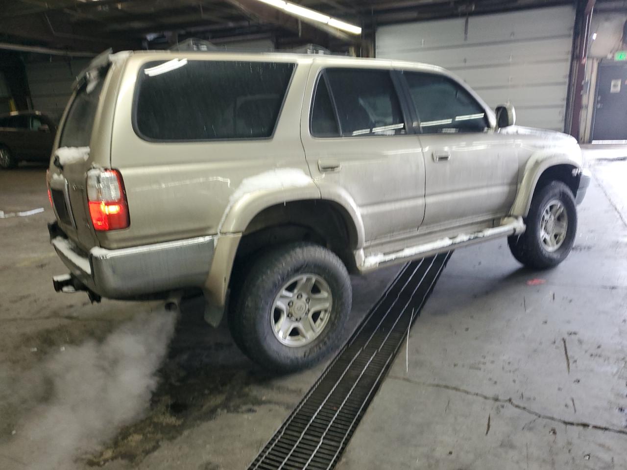 2002 Toyota 4Runner - Image 3