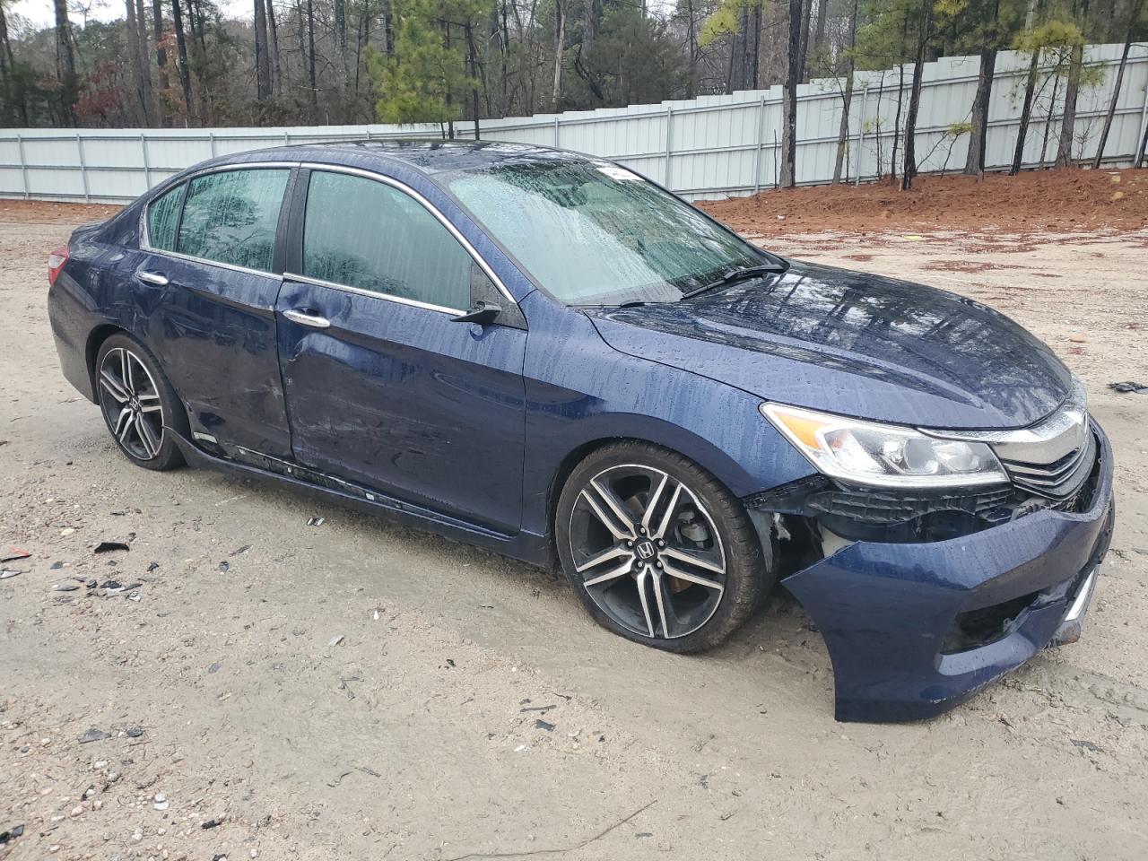 2016 Honda Accord - Image 4