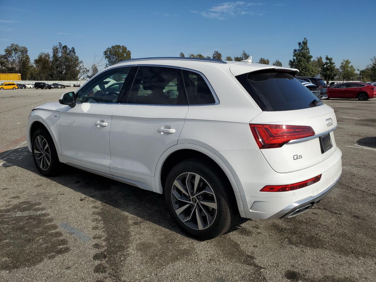 2023 Audi Q5 - Image 2