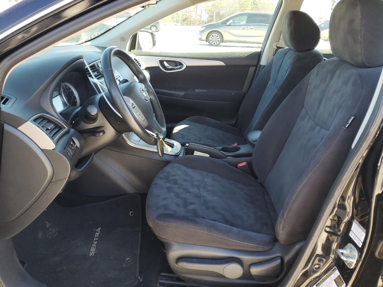 2013 Nissan Sentra - Image 7