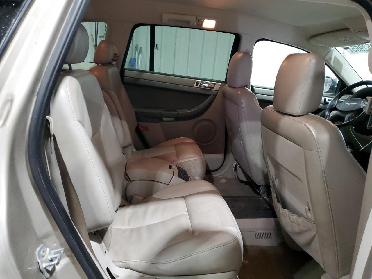 2008 Chrysler Pacifica - Image 11