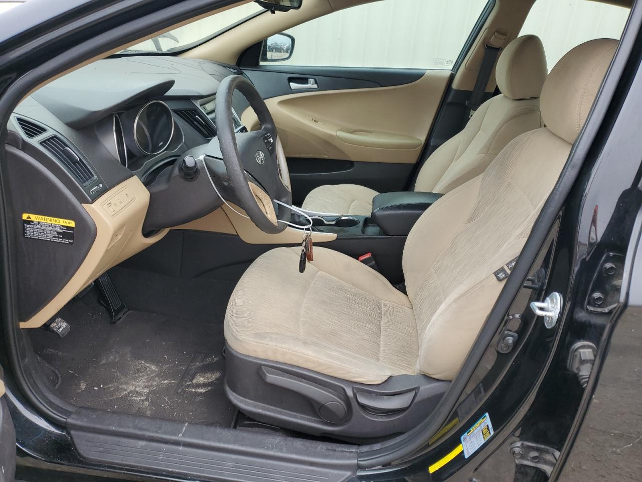 2012 Hyundai Sonata - Image 7