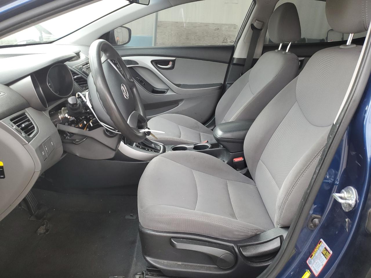 2016 Hyundai Elantra - Image 7