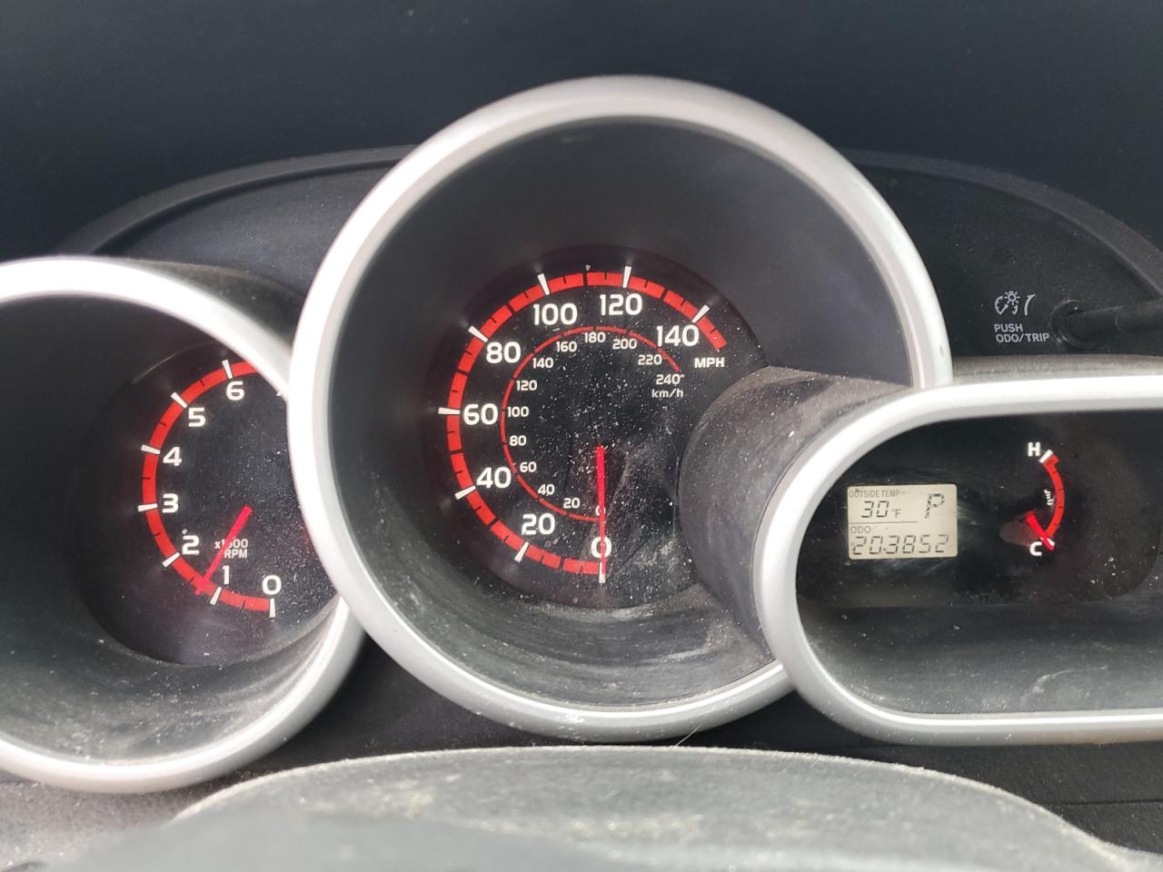 2009 Pontiac Vibe - Image 9