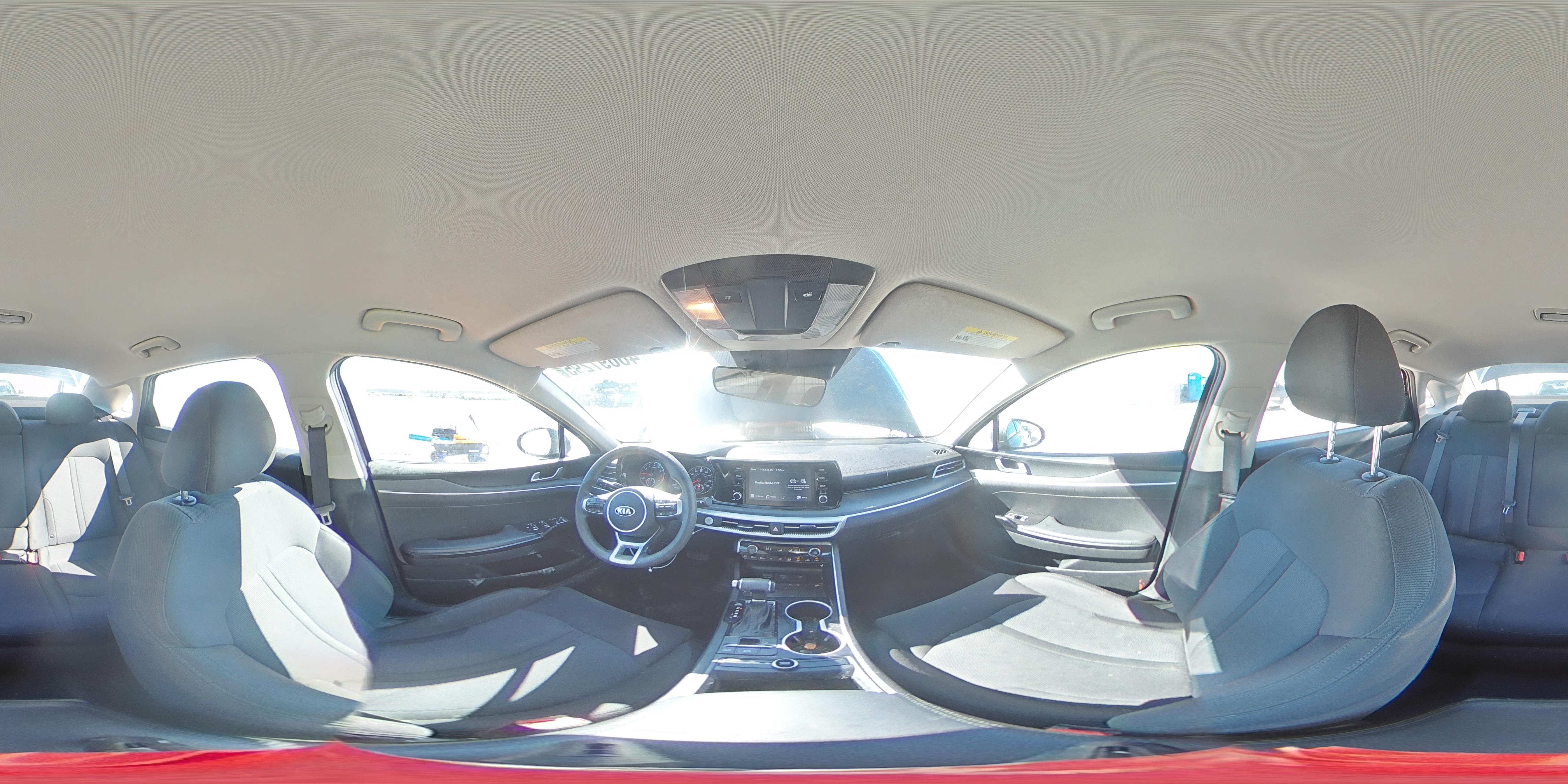 2021 Kia K5 - Image 13