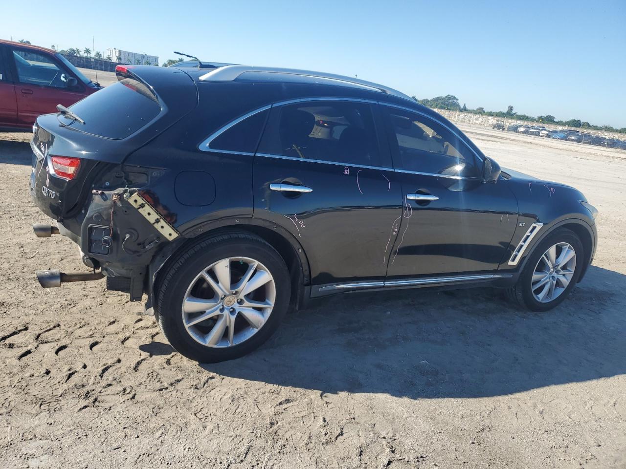 2014 Infiniti QX70 - Image 3