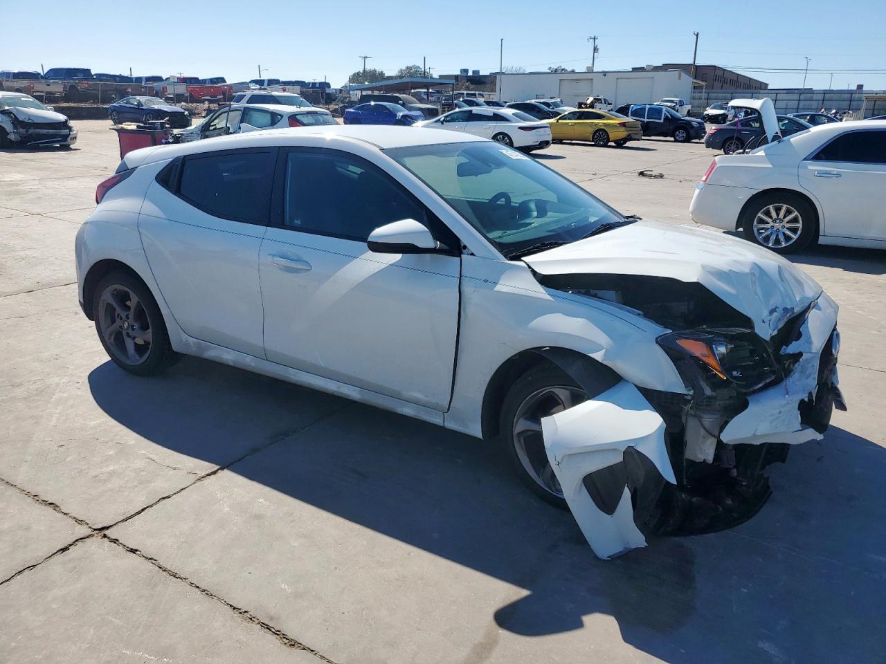 2020 Hyundai Veloster - Image 4