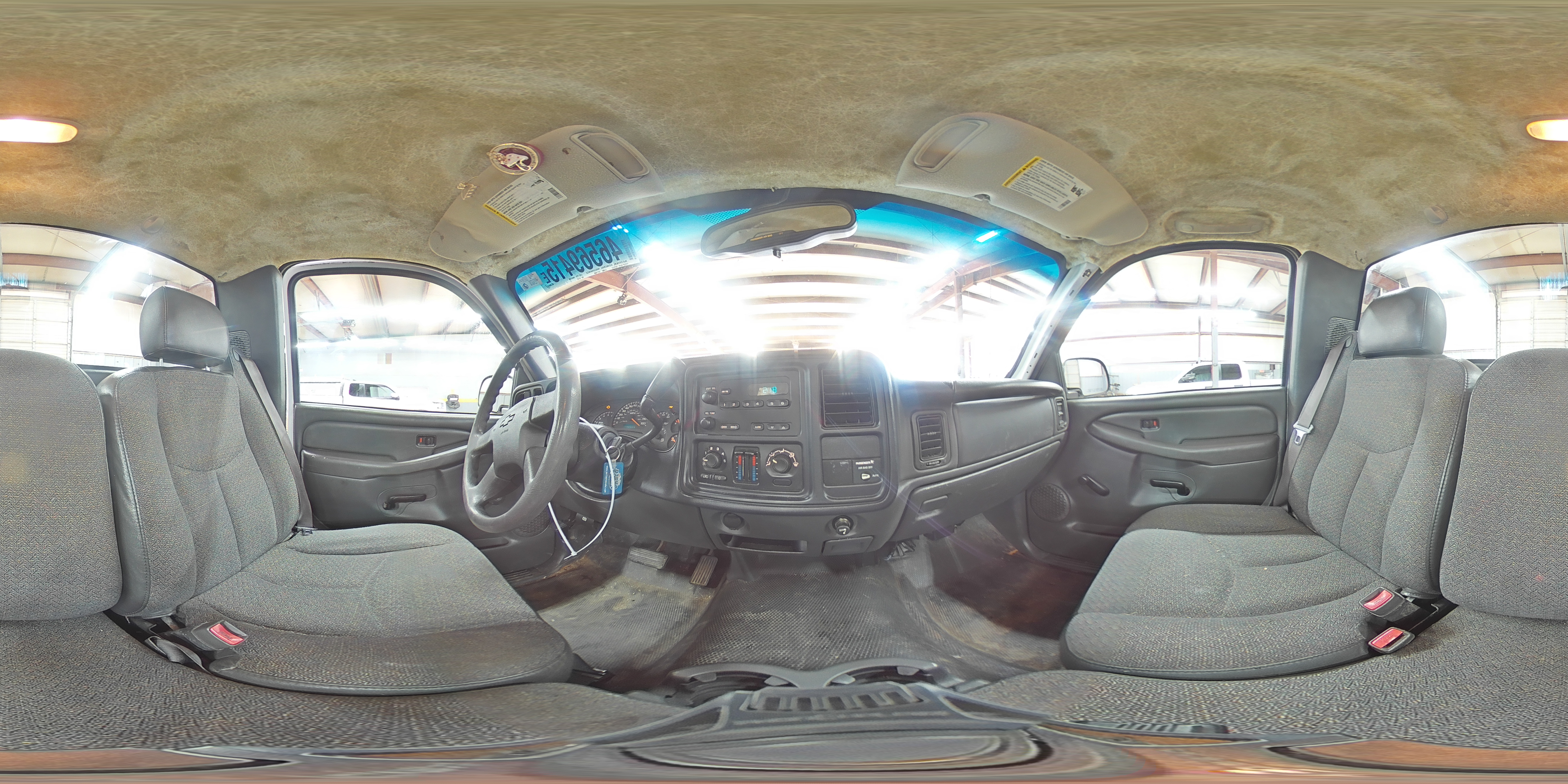 2004 Chevrolet Silverado - Image 13