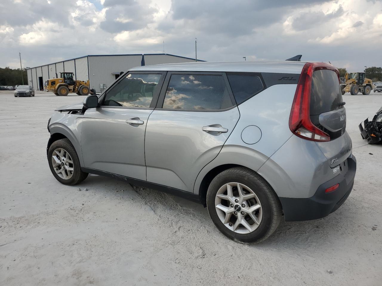 2022 Kia Soul - Image 2