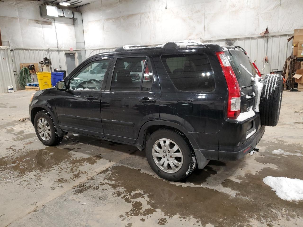 2006 Honda CR-V - Image 2