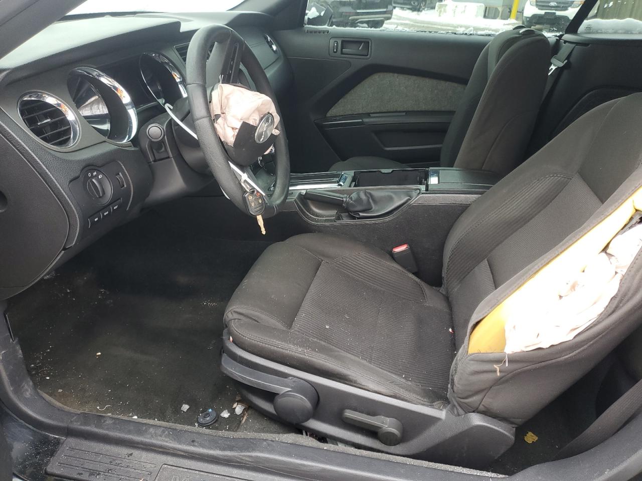 2012 Ford Mustang - Image 7